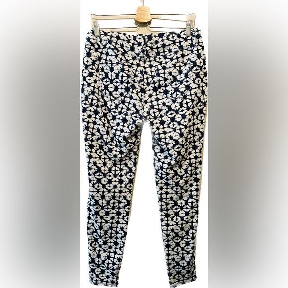 Faded Glory Women’s White & Blue Starburst Pull On Stretch Jagging Size L - Picture 2 of 7